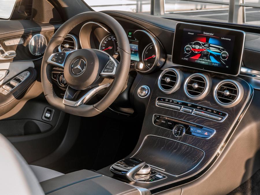  Mercedes-Benz C250 AMG Line Estate 2014 года  (фото 19 из 35)